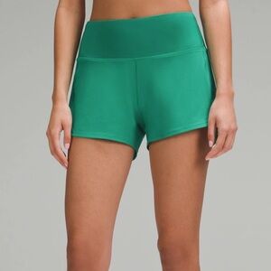 Lululemon green high rise speed up shorts